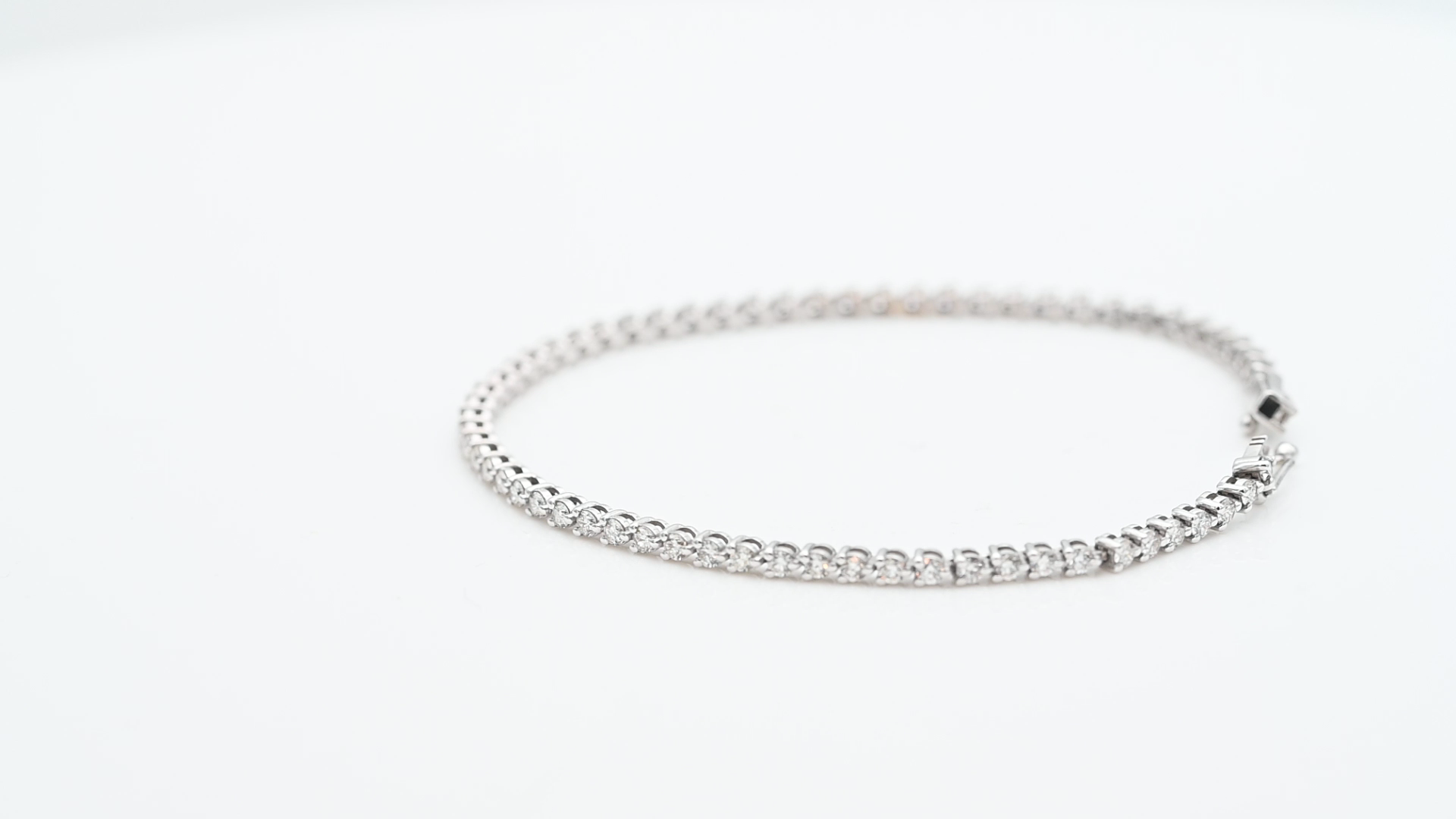 צמיד טניס משובץ יהלומים - מק"ט 13888, זהב 14K