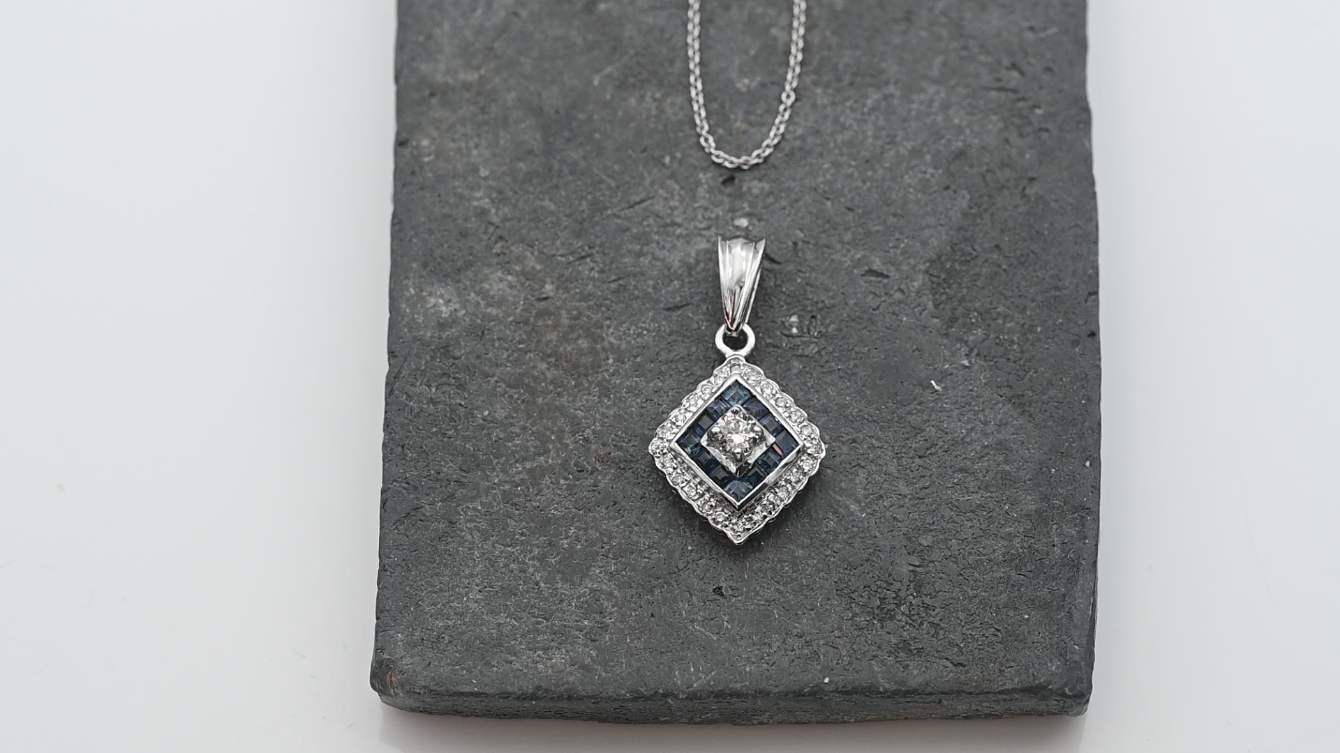 תליון וינטג' משובץ אבני ספיר ויהלומים, ללא שרשרת - מק"ט 14629, זהב 14K