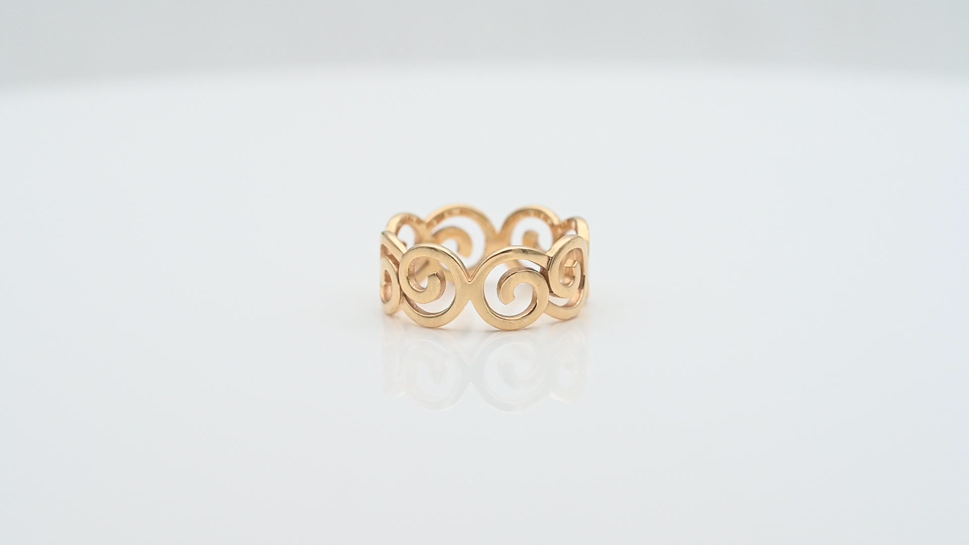 טבעת זהב בדוגמת ספירלות - מק"ט 14755, זהב 18K