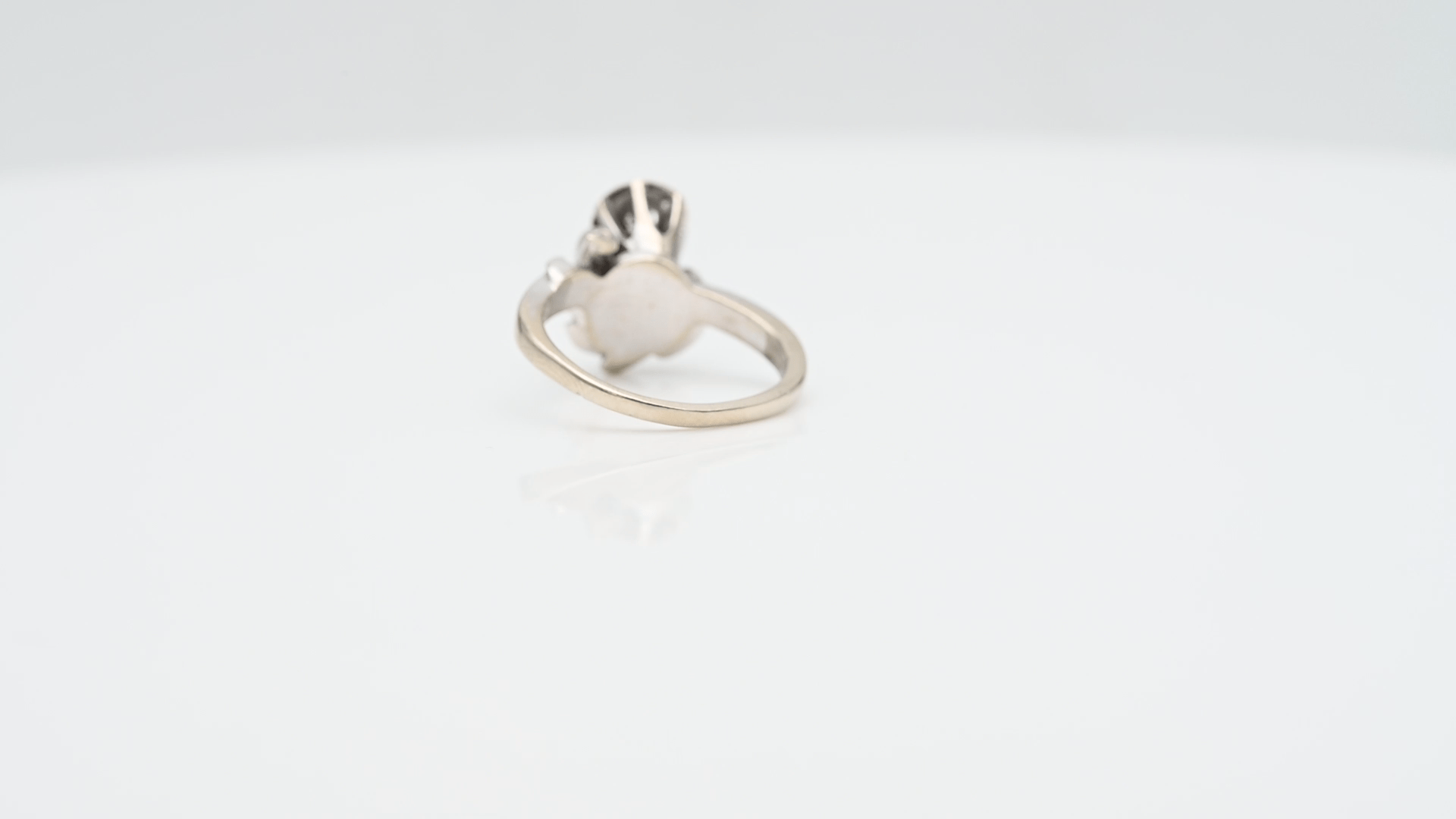 טבעת וינטאג משובצת יהלומים, זהב 9-14K - מק"ט 30767