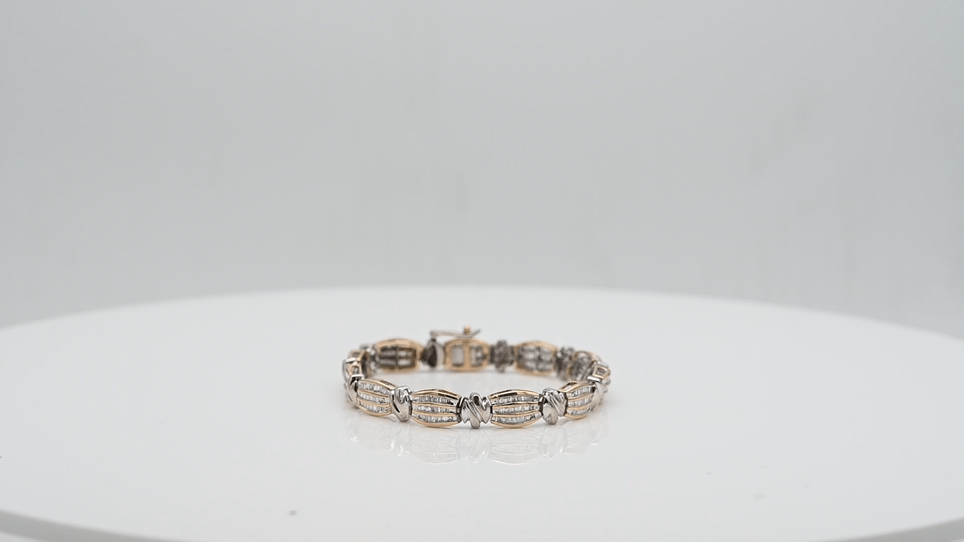 צמיד וינטאג משובץ יהלומים בחיתוך באגט, זהב 14K - מק"ט 30840