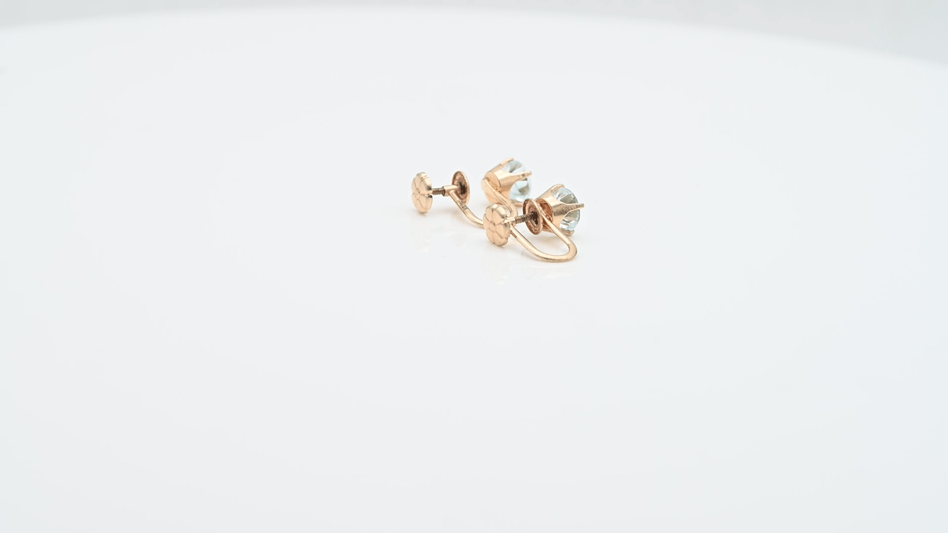 עגילי וינטאג משובצים בלו טופז, מתאימים לאוזניים ללא חורים, זהב 14K - מק"ט 31585