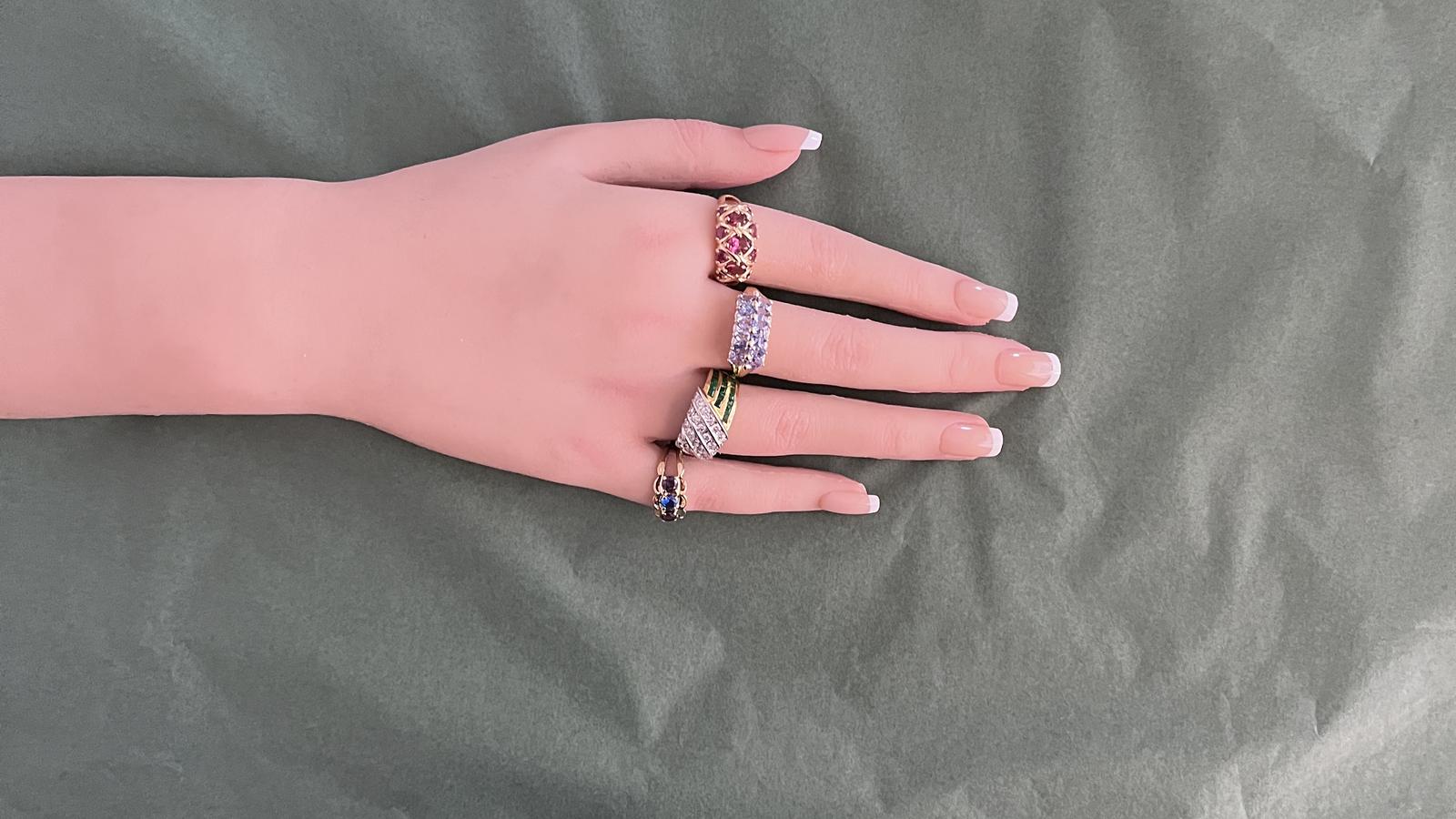 טבעת וינטאג משובצת אבני אמרלד ויהלומים , זהב 18K - מק"ט 60017