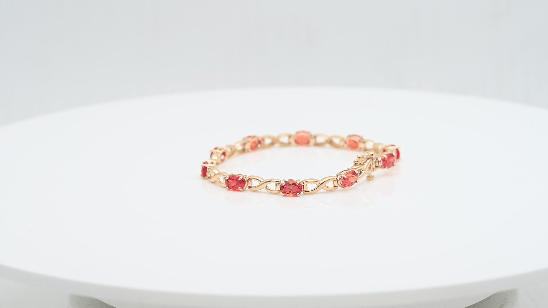 צמיד וינטאג משובץ אבני חן כתומות , זהב 14K - מק"ט 31887