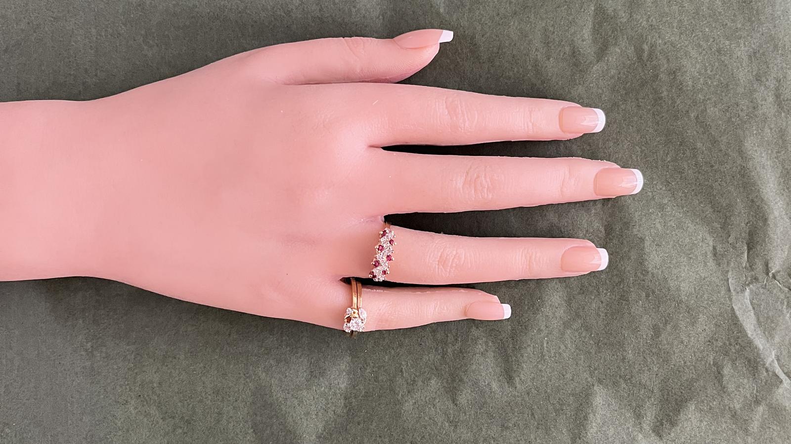 זוג טבעות משתלבות משובצות יהלומים בחיתוך מרקיזה ועגול - מק"ט 34061, זהב 14K