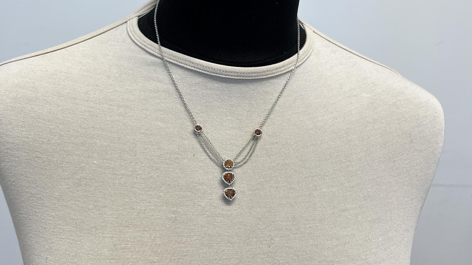 תליון זהב ויהלומים בצבע כתום - זהב 18K - מספר 4522