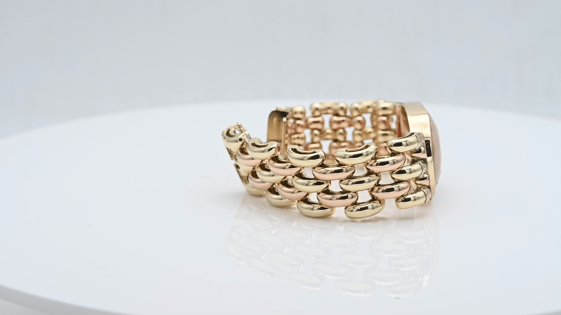 צמיד וינטאג עם קמאו במרכז, זהב 14K - מק"ט 50122