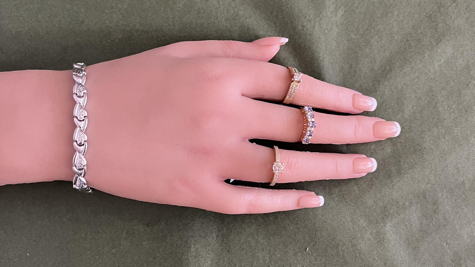 טבעת משובצת יהלומים - מק"ט 50735, זהב 14K