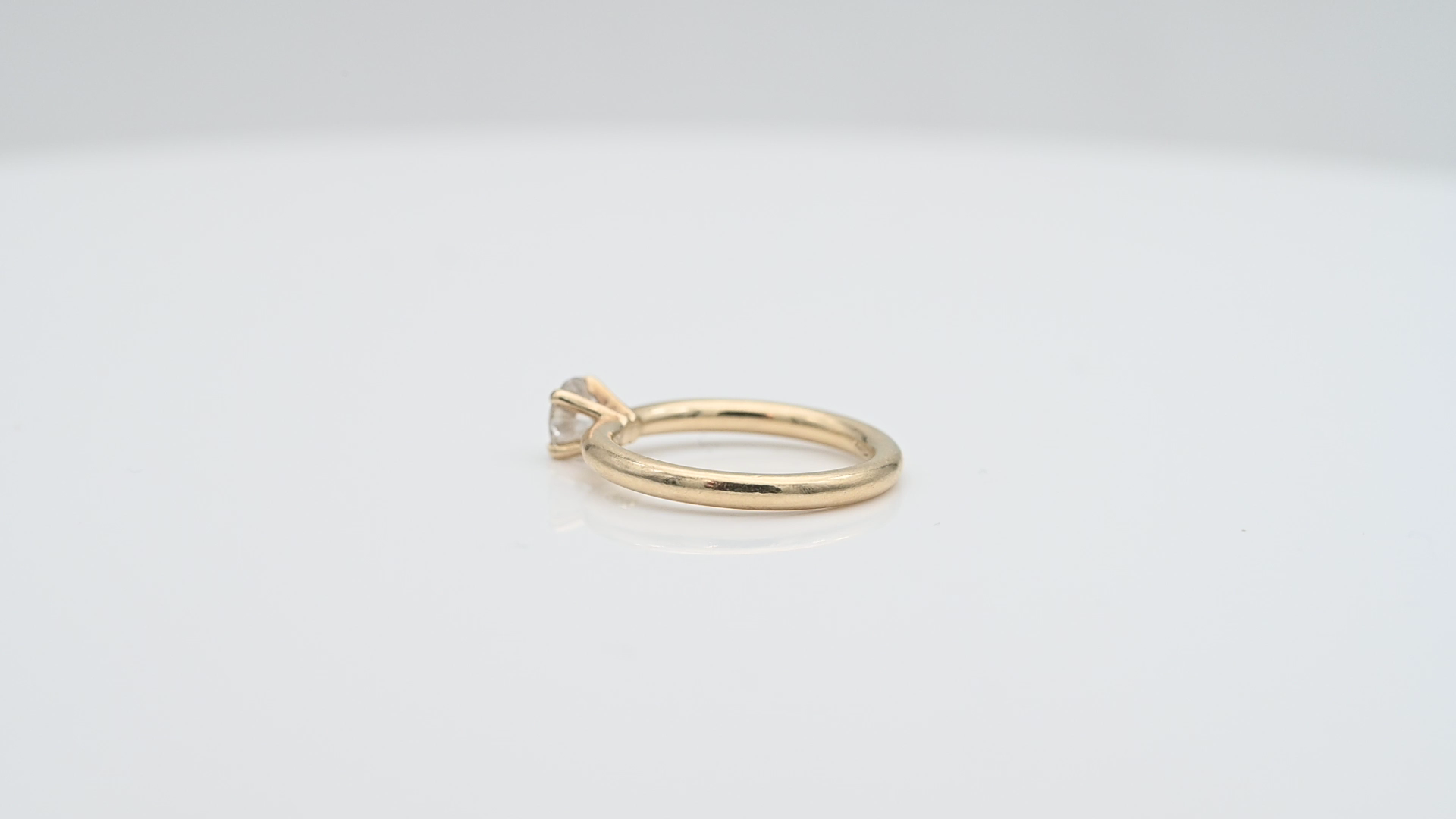 טבעת סוליטר משובצת יהלום בחיתוך OLD CUT - מק"ט 51629, זהב 14K