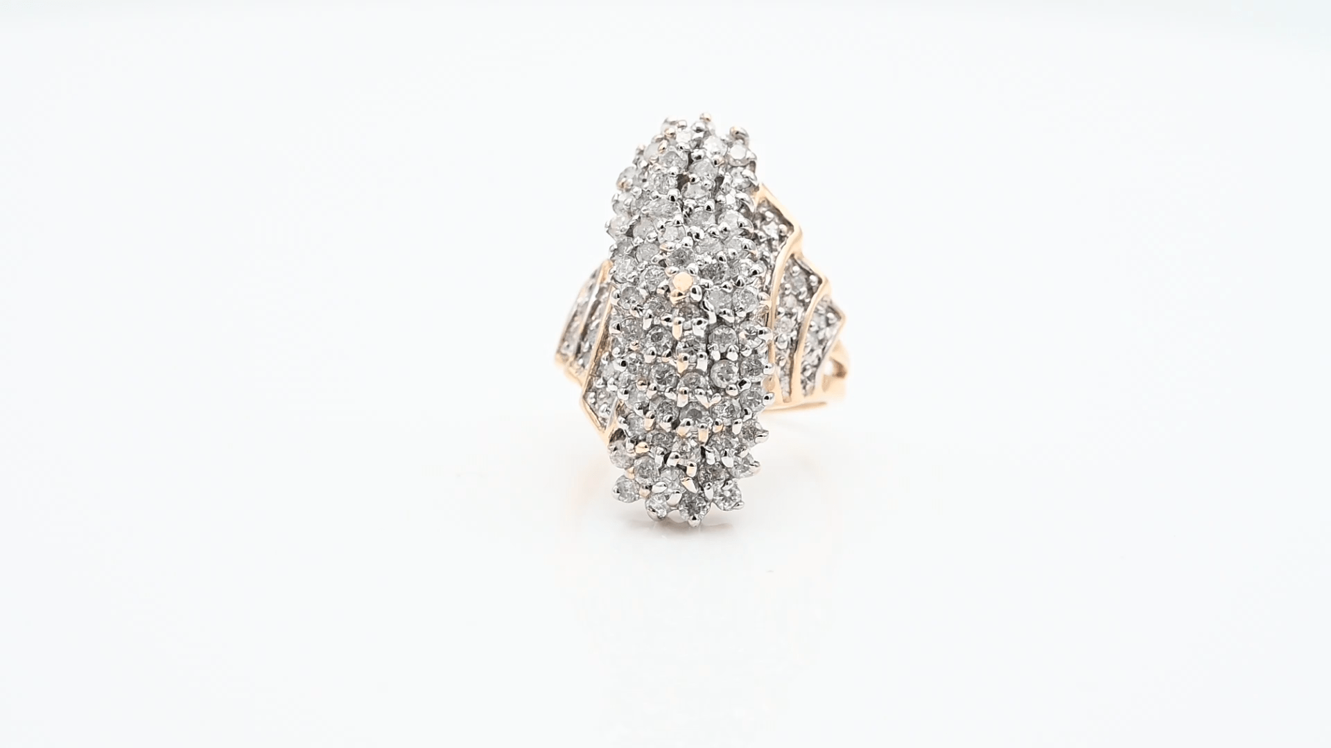 טבעת זהב ויהלומים מספר 5770