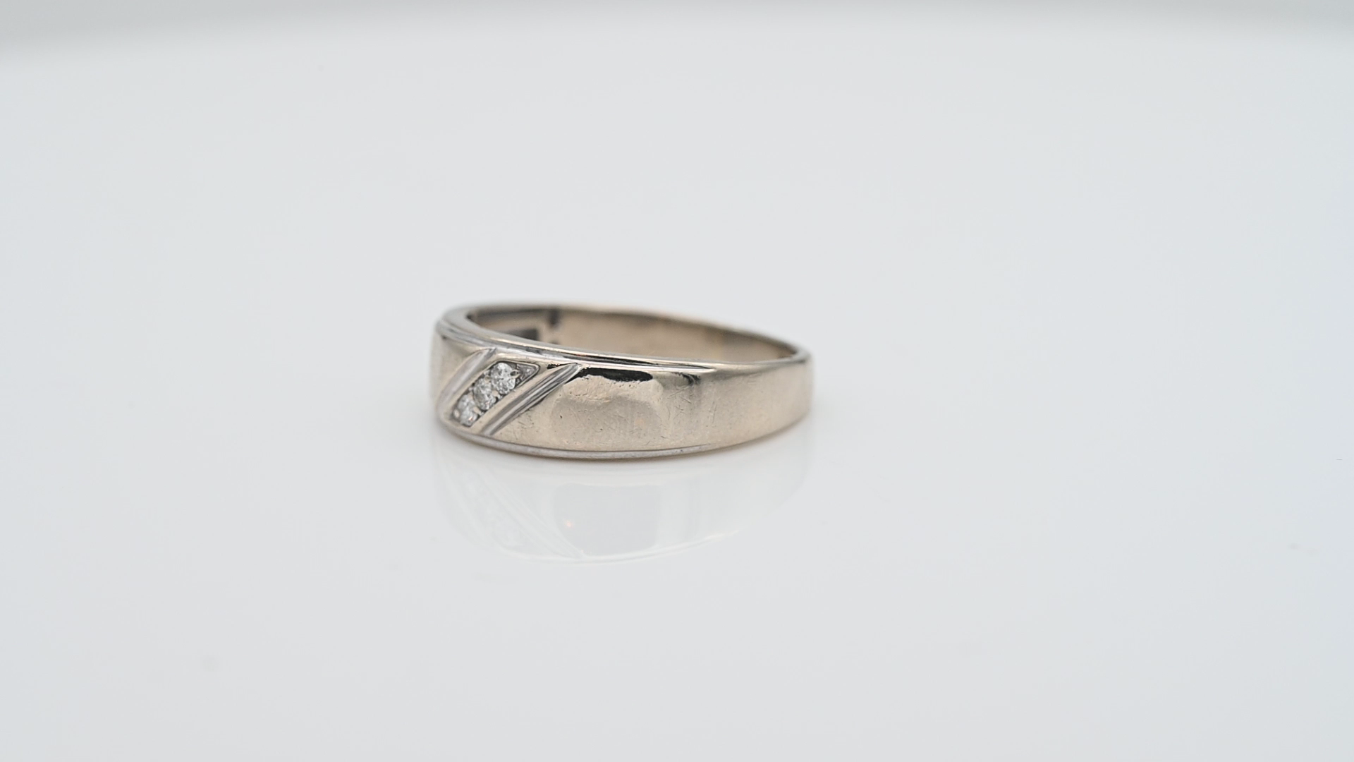 טבעת וינטאג רחבה משובצת יהלומים, במידה גדולה מאוד - מק"ט 61180, זהב 10K