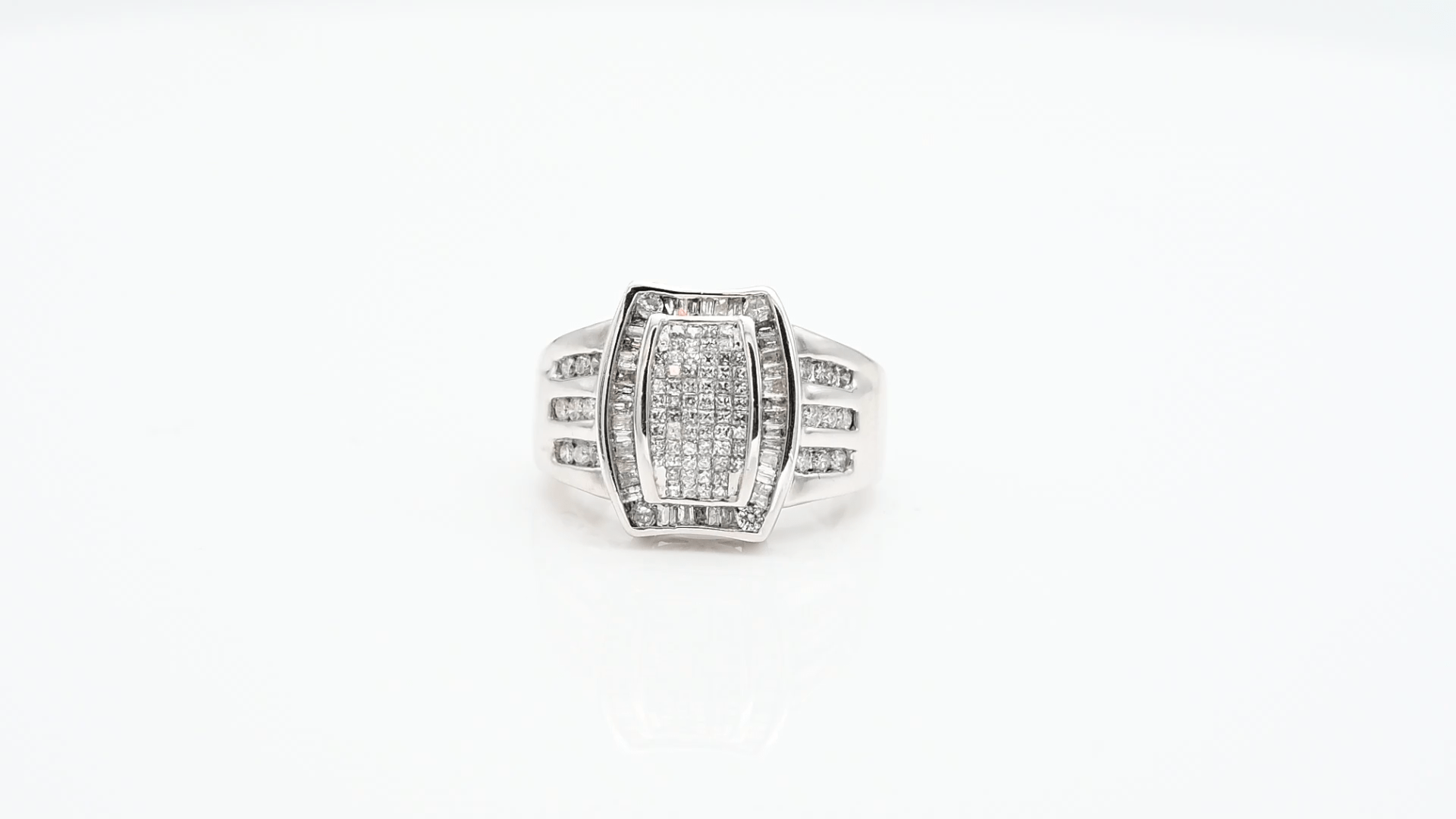 טבעת זהב ויהלומים מספר 8255