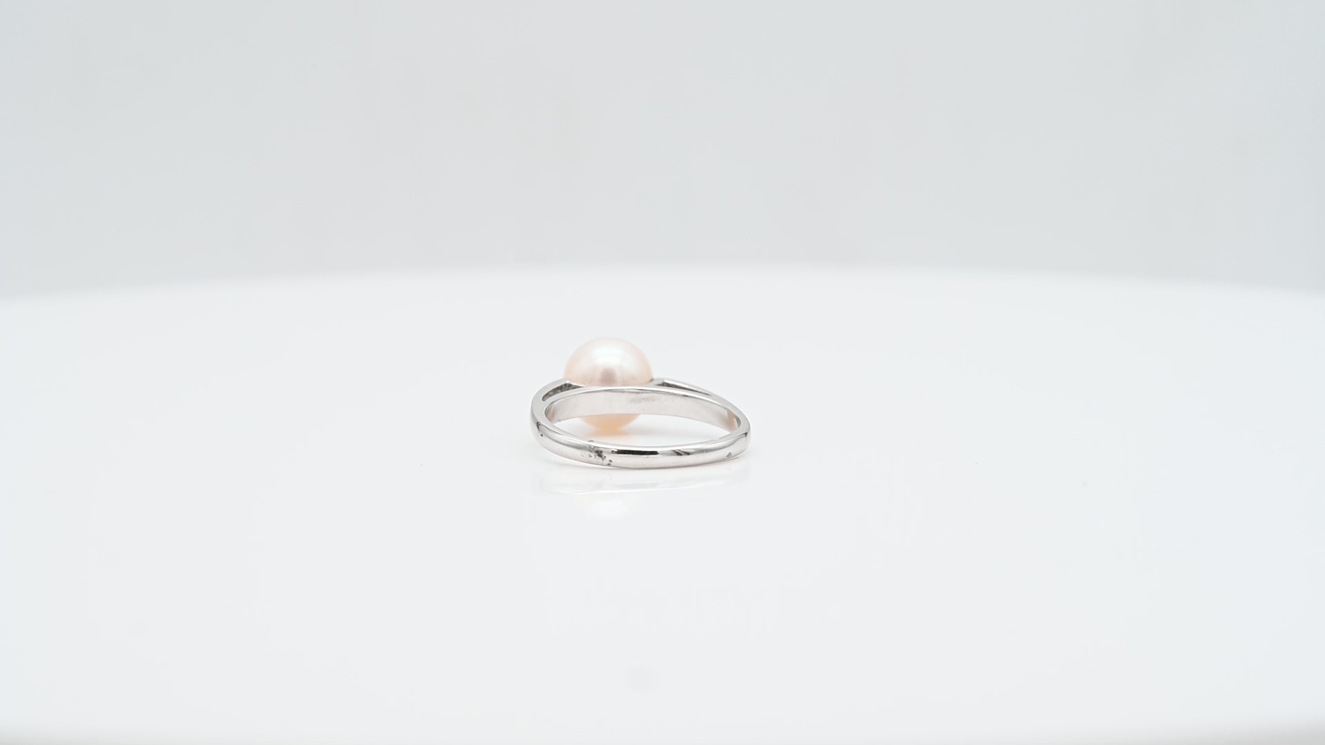 טבעת וינטאג משובצת פנינה ויהלומים, זהב 14K - מק"ט 12196