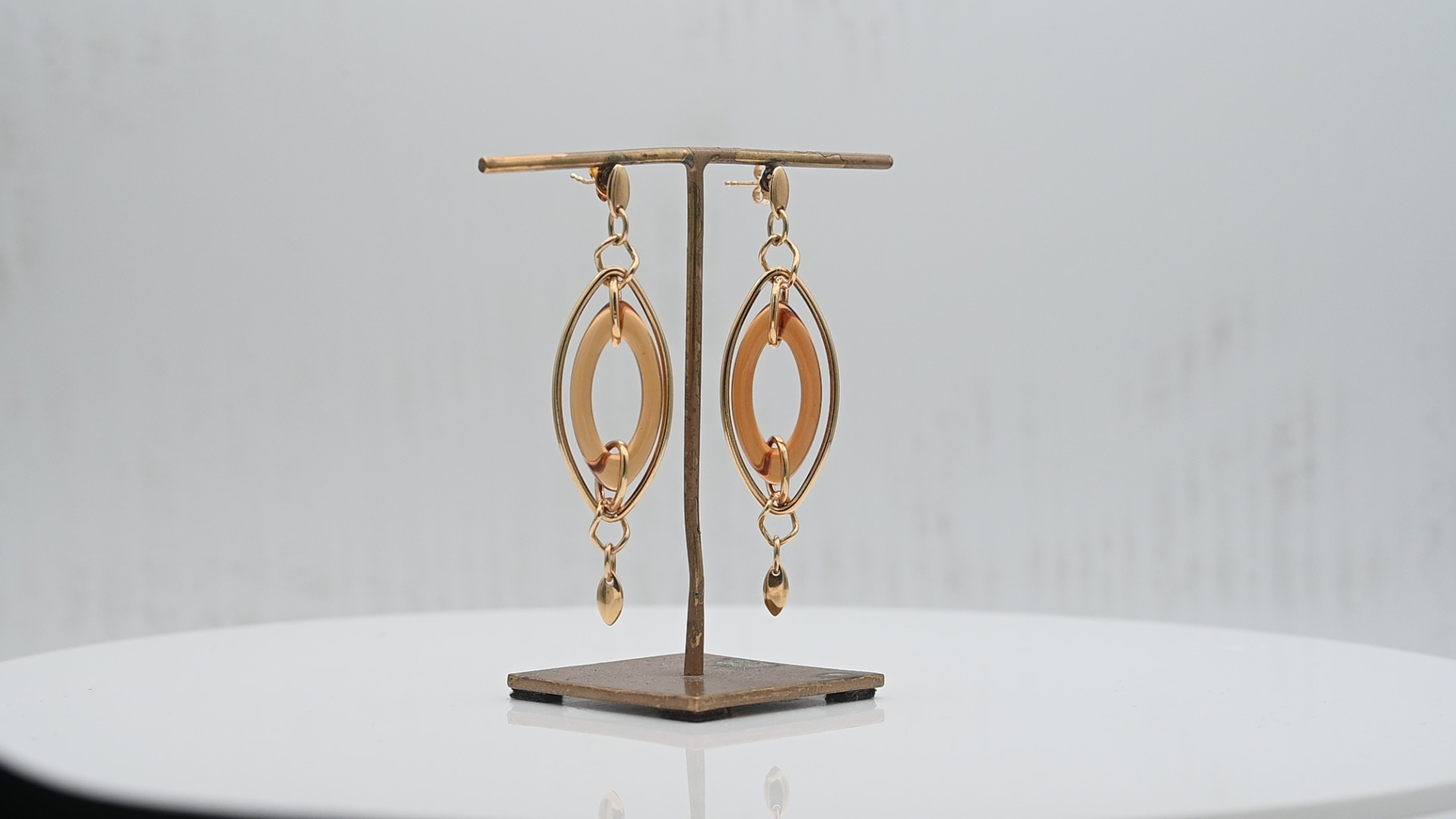 עגילי וינטג' איטלקים תלויים, זהב וענבר בצורת מרקיזה - מק"ט 14304, זהב 18K