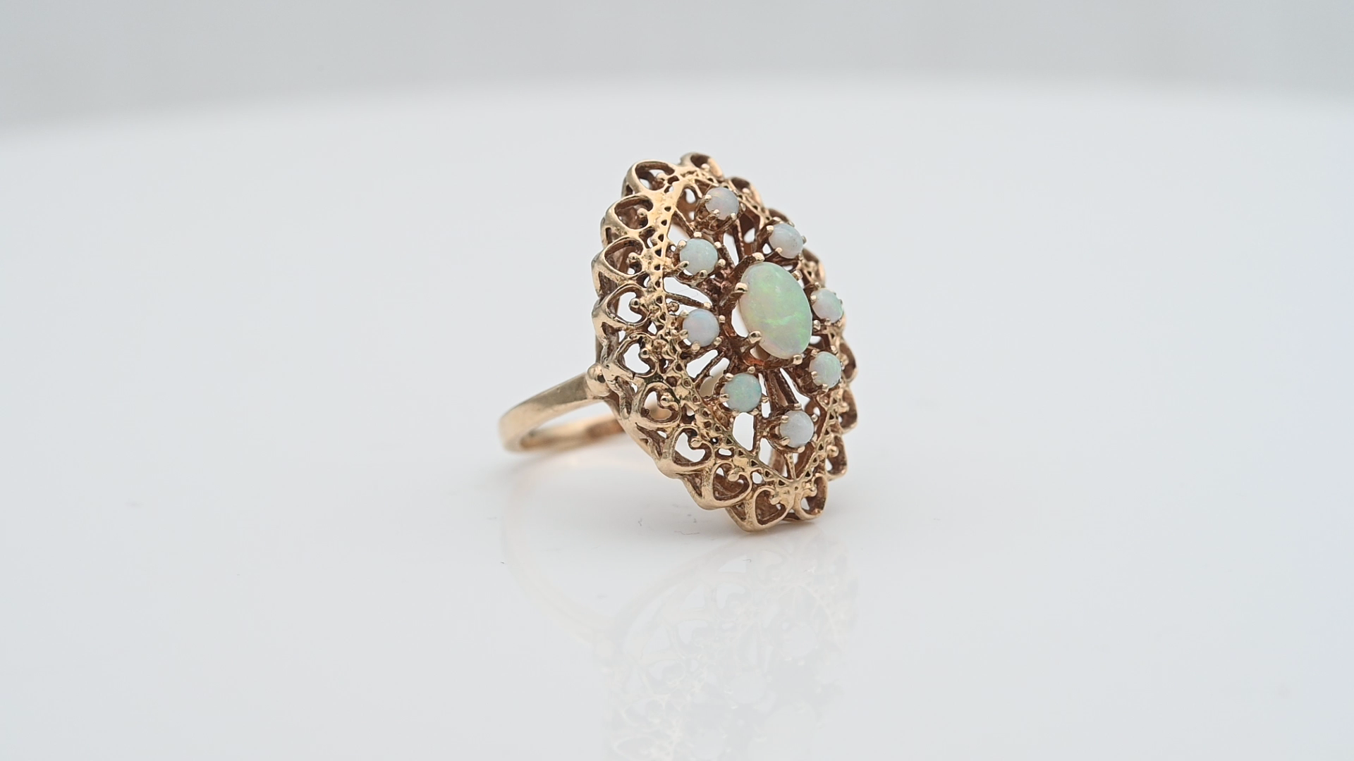 טבעת וינטג' בצורת מרקיזה משובצת אבני אופל  - מק"ט 14393, זהב 14K