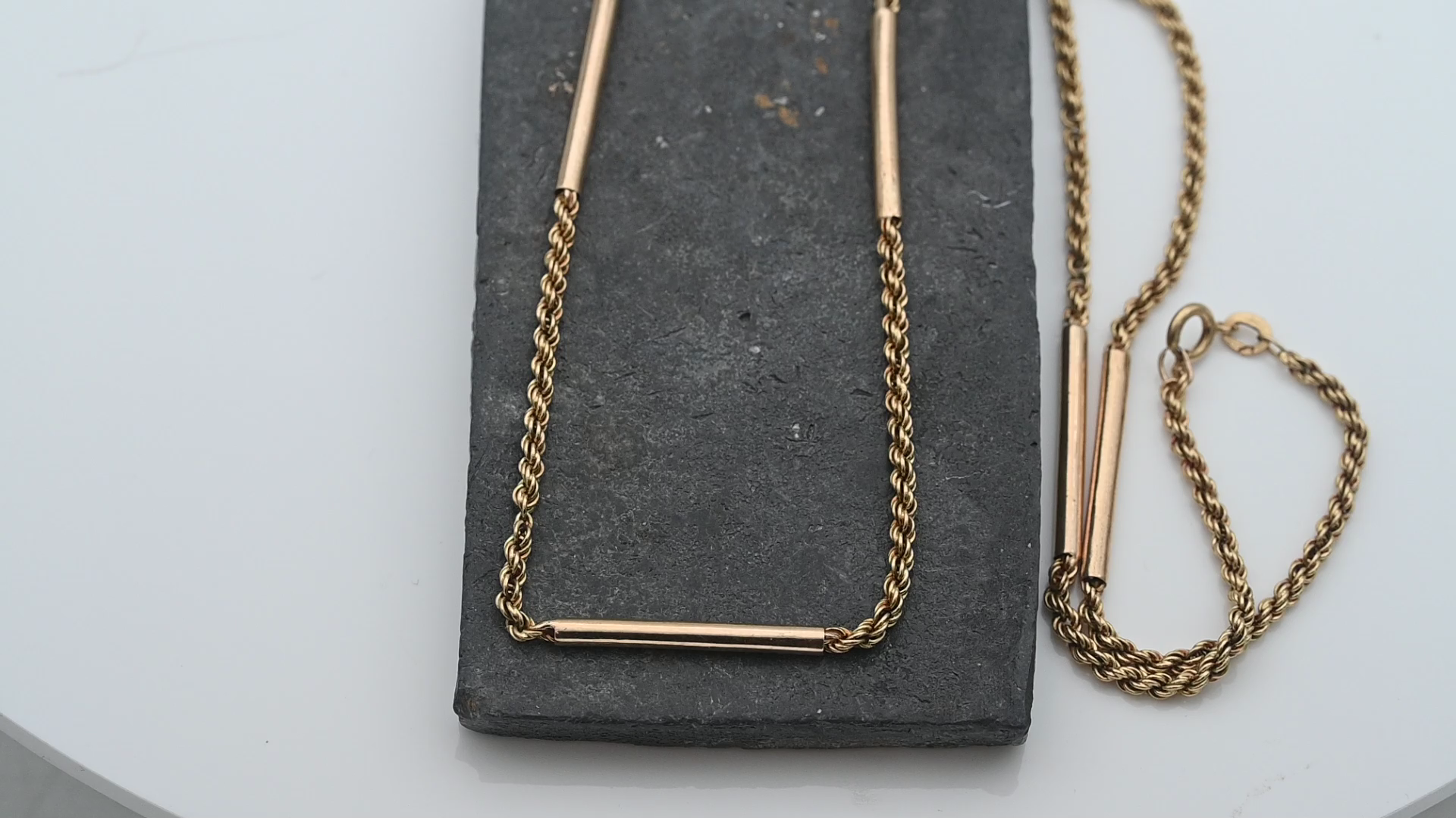 שרשרת וינטג' בדוגמת חבל וצינורות בקוטר 2.5 מ''מ  - מק"ט 14411, זהב 18K