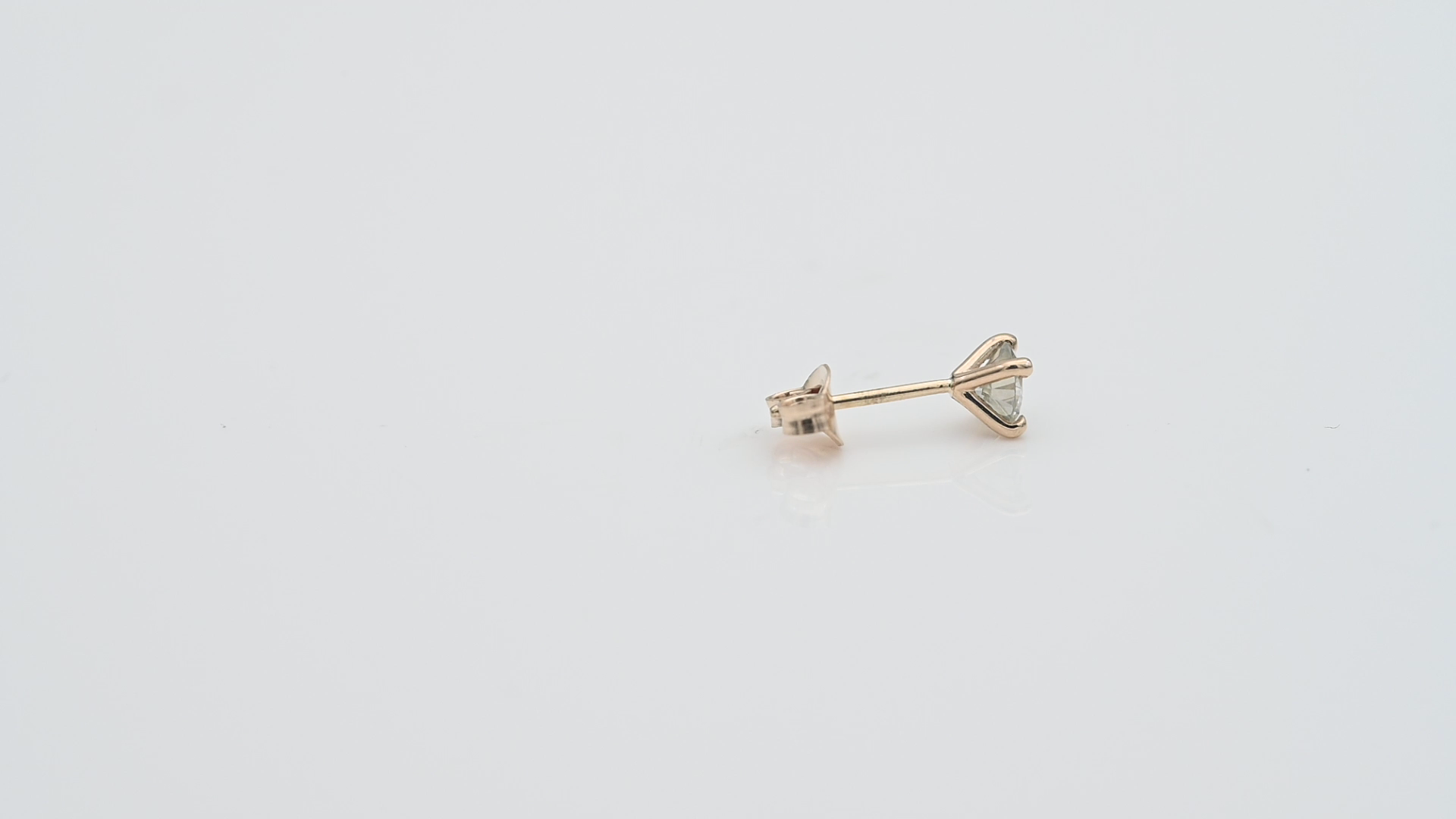 עגיל סוליטר בודד משובץ יהלום - מק"ט 14567, זהב 14K