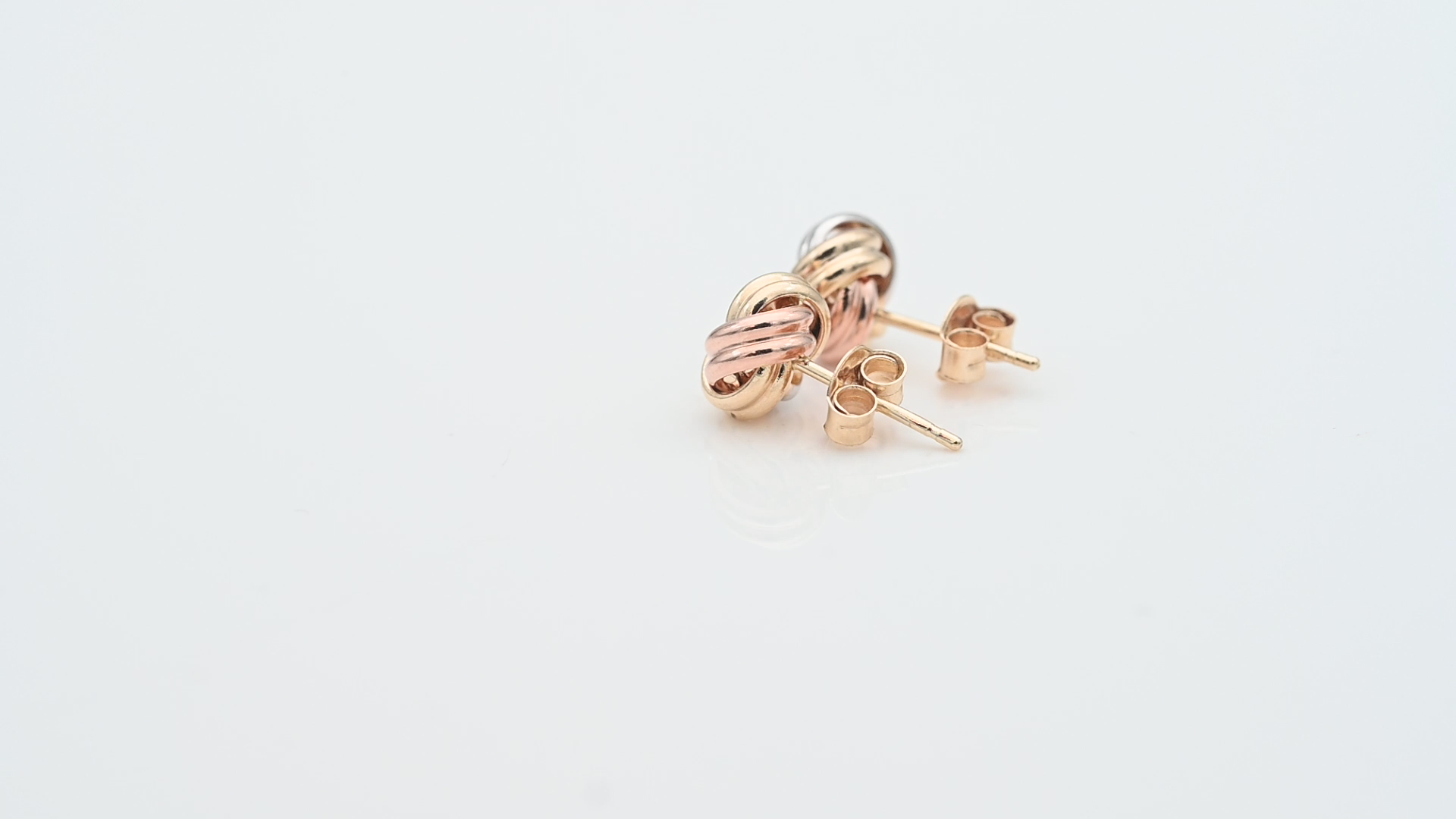 עגילי קשר צמודים בקוטר 9 מ"מ - מק"ט 14685, זהב 14K