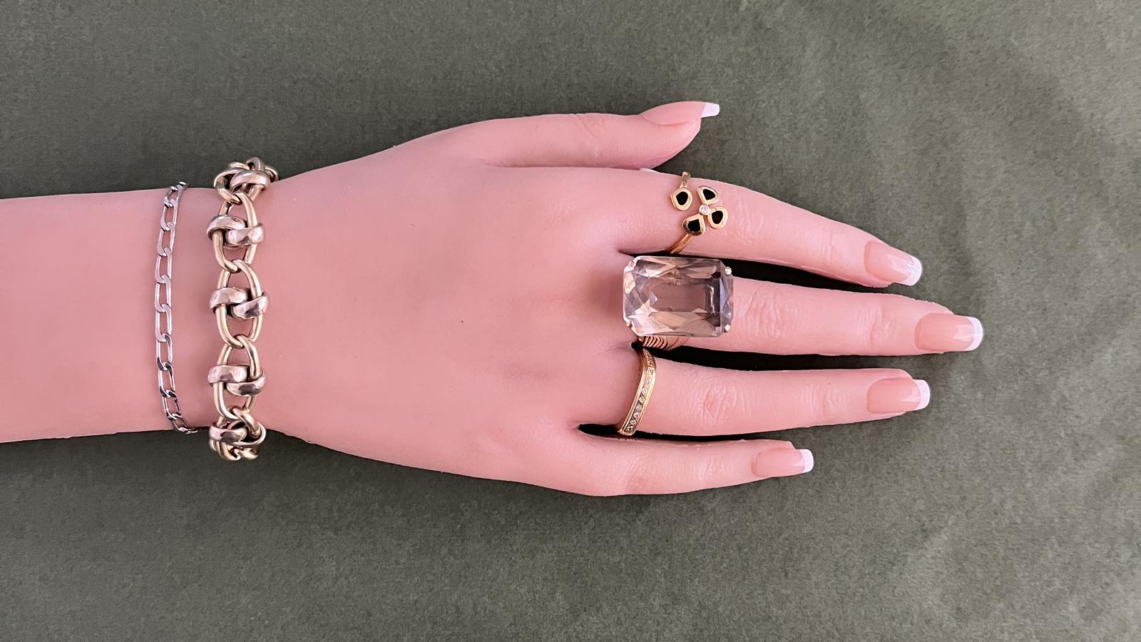 טבעת וינטג' גדולה עם פיתוחים, משובצת סמוקי טופז מלבני בגודל 2.5X1.5 ס"מ - מק"ט 14791, זהב 14K