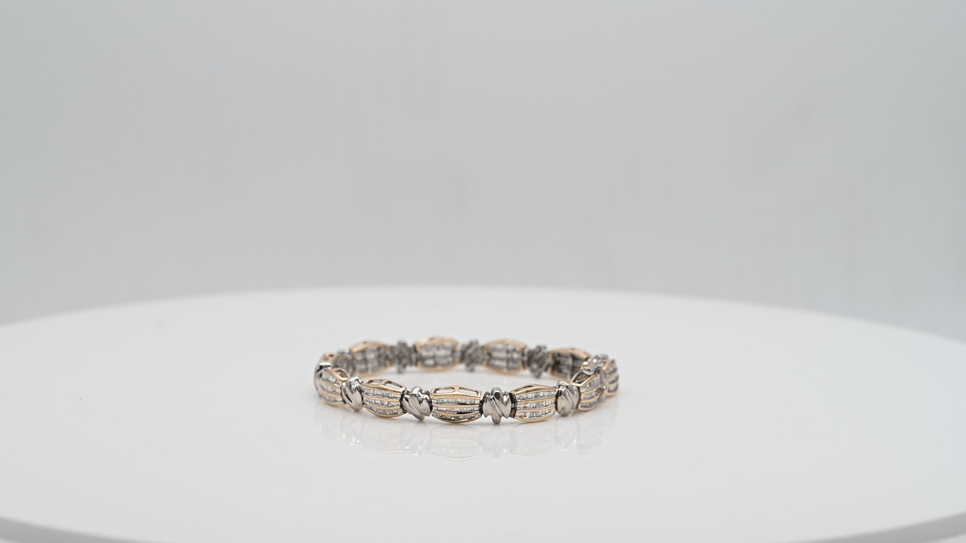 צמיד וינטאג משובץ יהלומים בחיתוך באגט, זהב 14K - מק"ט 30840