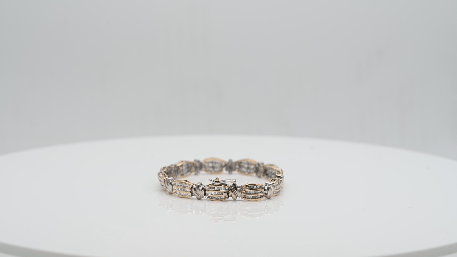 צמיד וינטאג משובץ יהלומים בחיתוך באגט, זהב 14K - מק"ט 30840