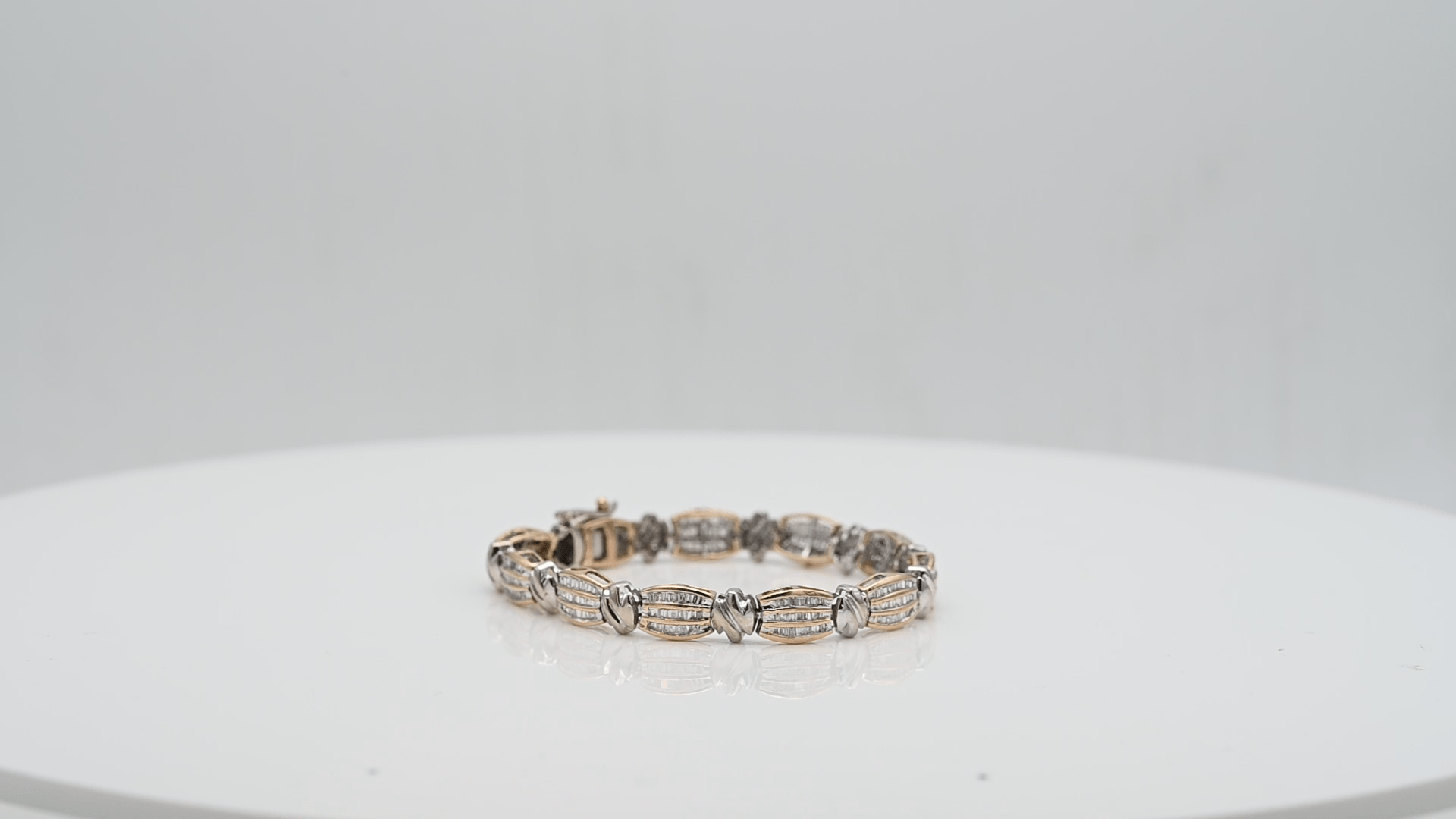 צמיד וינטאג משובץ יהלומים בחיתוך באגט, זהב 14K - מק"ט 30840