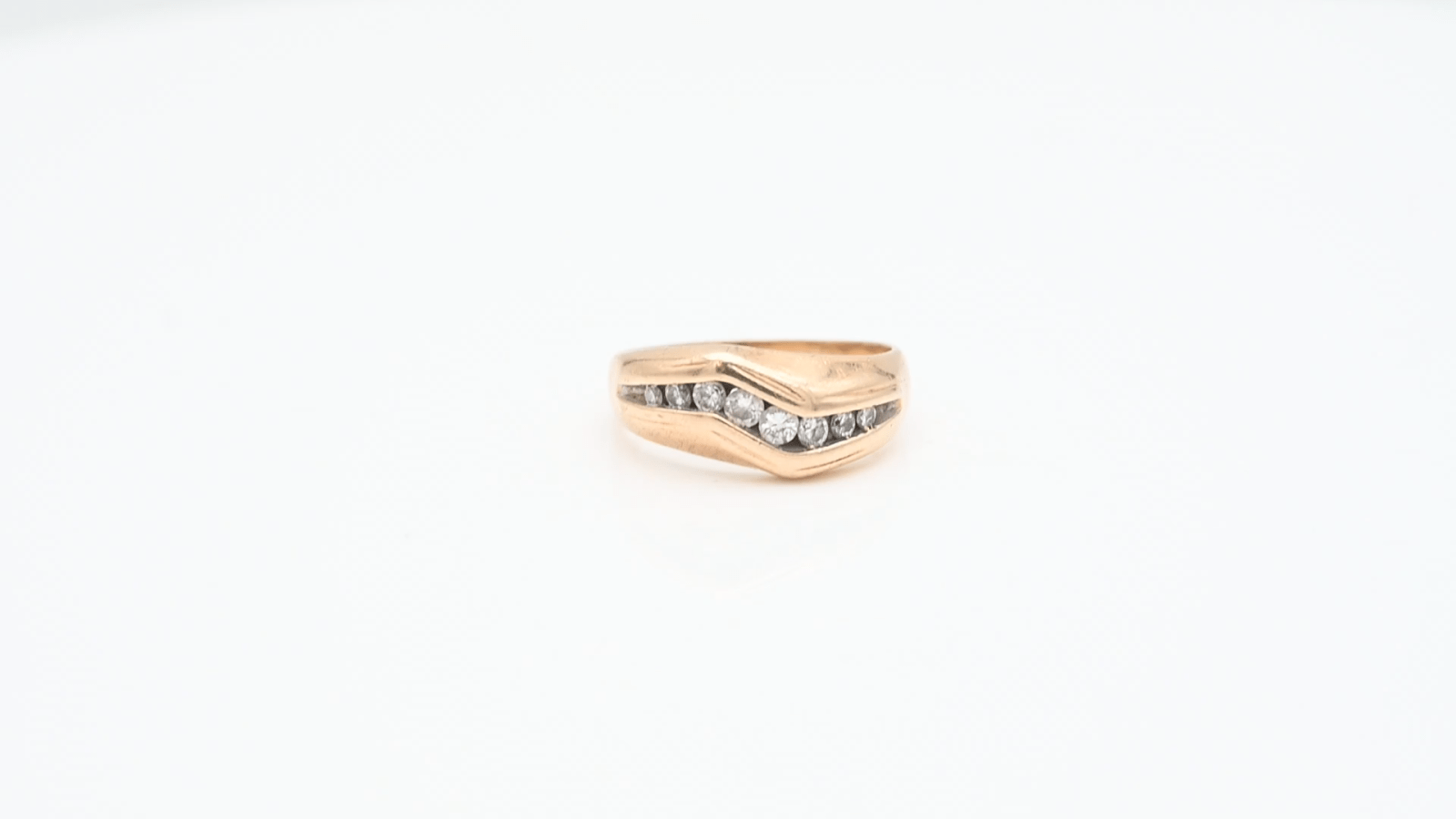 טבעת וינטאג זיגזג יהלומים, זהב 14K - מק"ט 31333