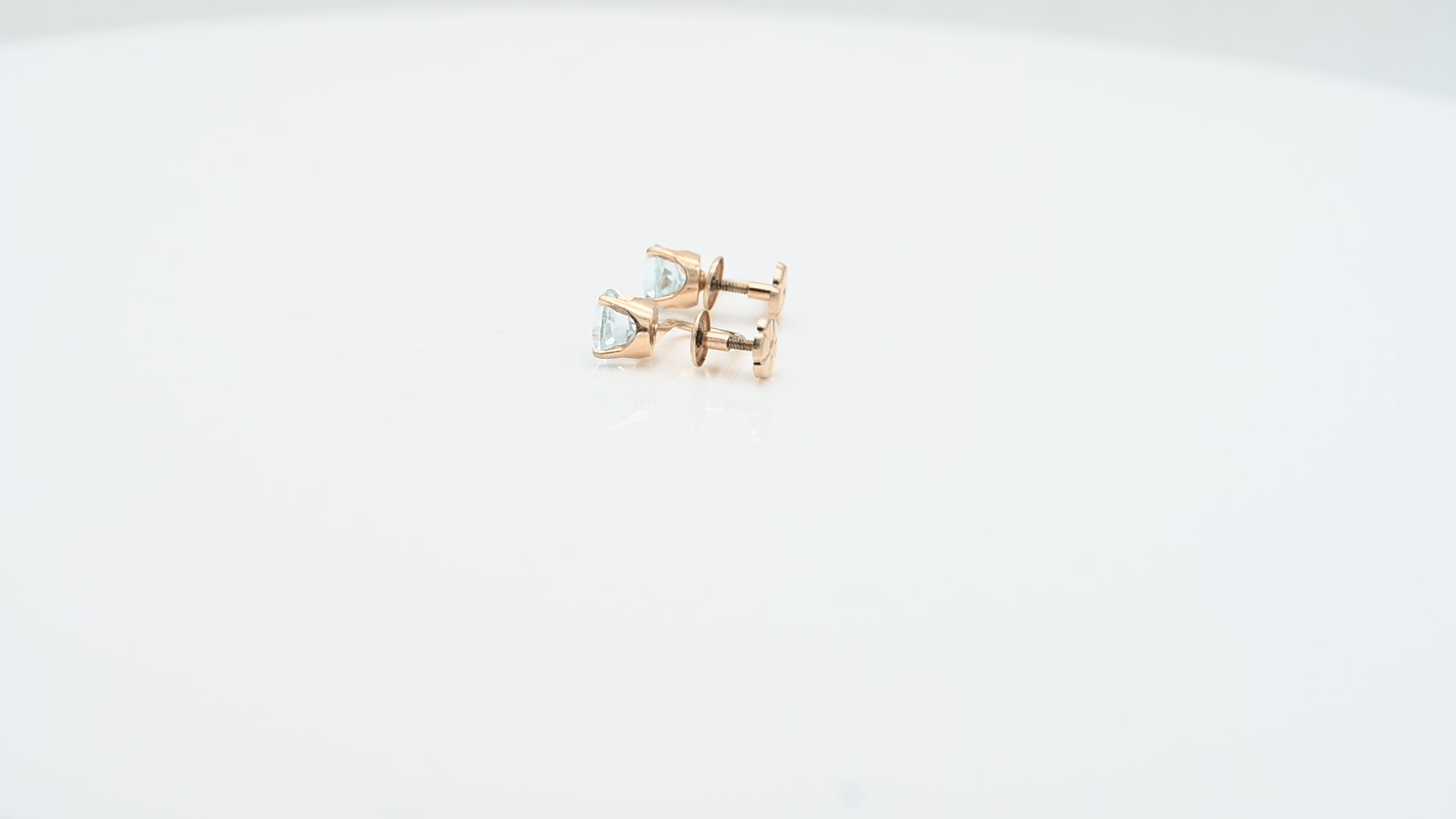 עגילי וינטאג משובצים בלו טופז, מתאימים לאוזניים ללא חורים, זהב 14K - מק"ט 31585