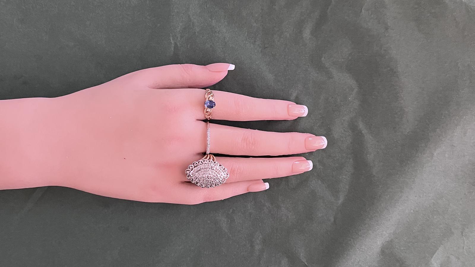 טבעת וינטאג בצורת מרקיזה משובצת יהלומים, זהב 10K - מק"ט 31664