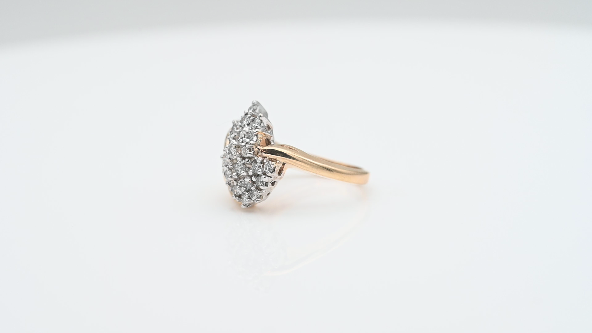 טבעת וינטג' משובצת יהלומים - מק"ט 34003, זהב 14K