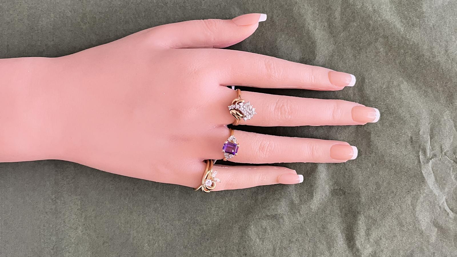 זוג טבעות משתלבות משובצות יהלומים בחיתוך מרקיזה ועגול - מק"ט 34057, זהב 14K