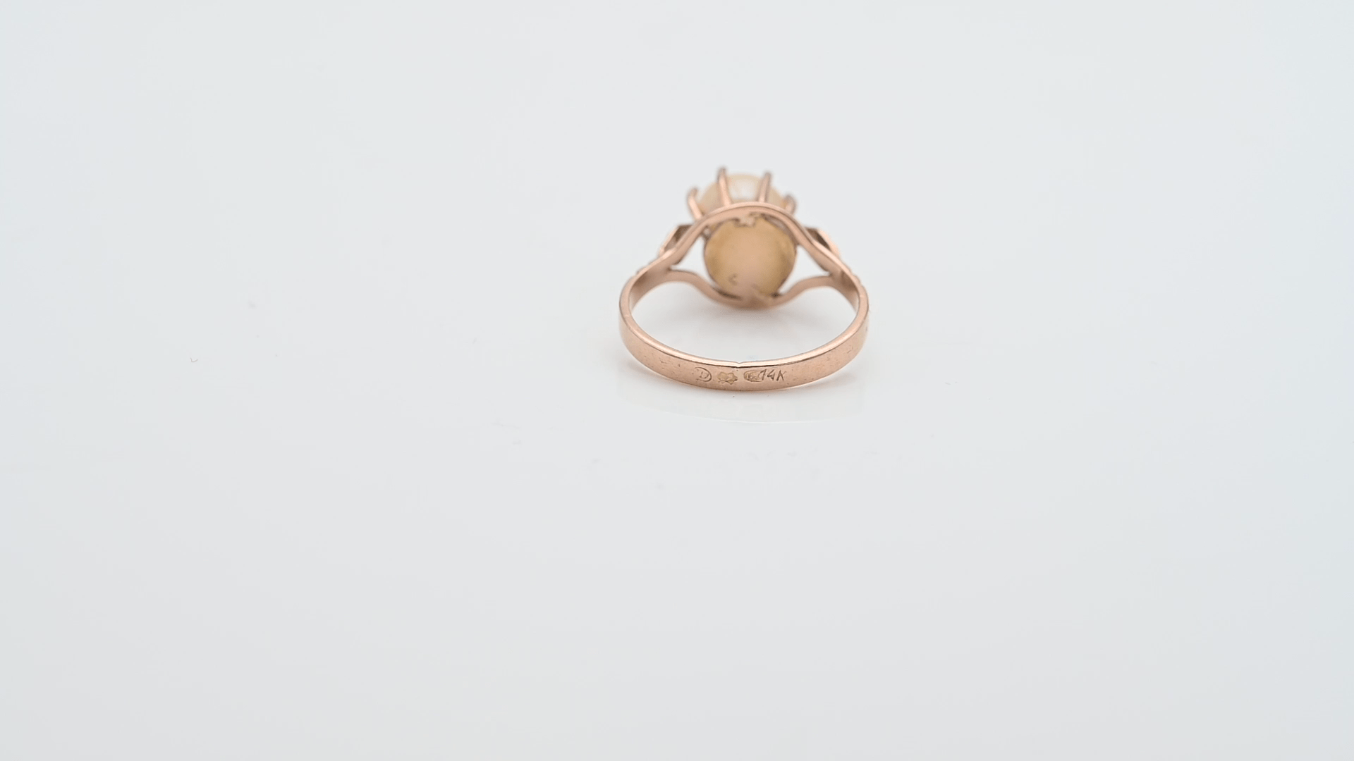 טבעת וינטאג משובצת פנינה, זהב 14K - מק"ט 50355