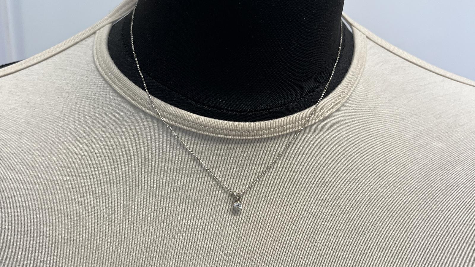 תליון סוליטר משובץ יהלום, כולל שרשרת - מק"ט 50626, זהב 14K