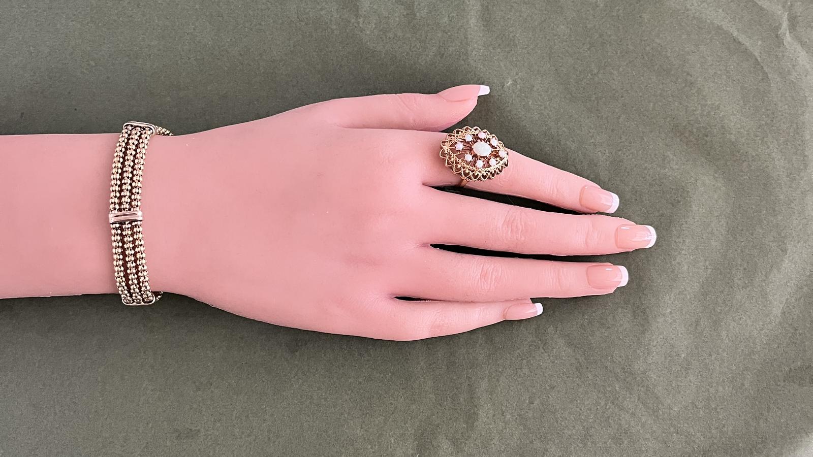 טבעת וינטג' בצורת מרקיזה משובצת אבני אופל  - מק"ט 14393, זהב 14K