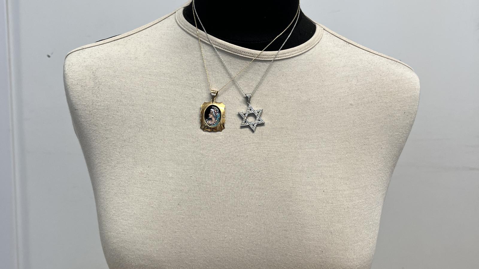 תליון מגן דוד משובץ יהלומים, לא כולל שרשרת - מק"ט 51379, זהב 18K