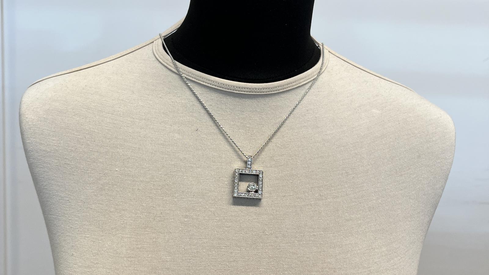 תליון משובץ יהלומים, כולל שרשרת, זהב 14K - מק"ט 60186