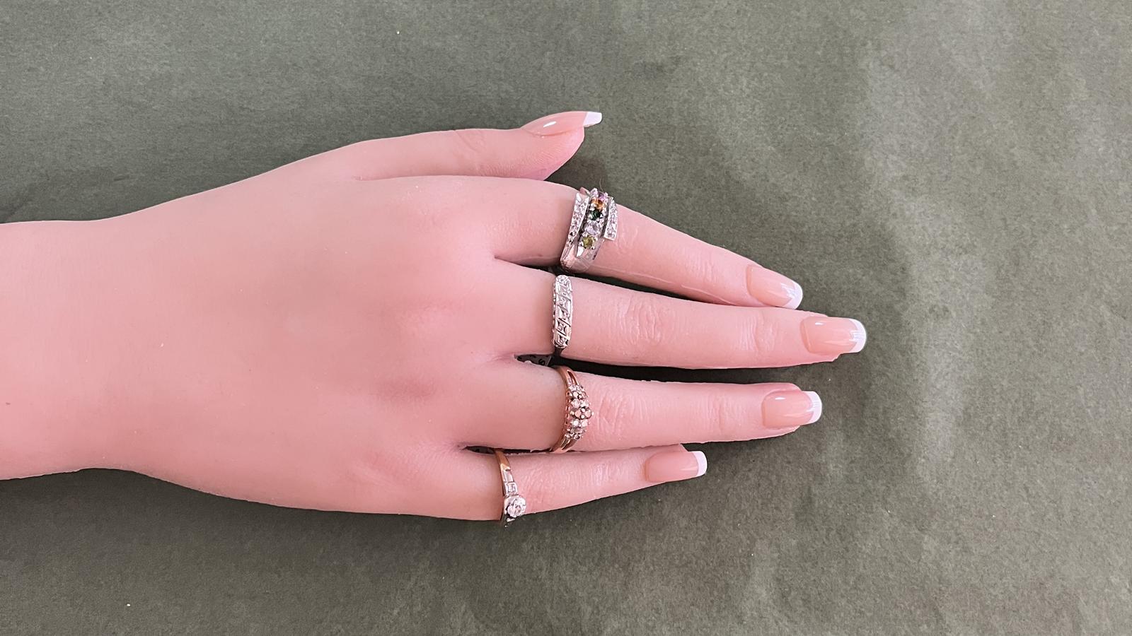 טבעת וינטג' משובצת אבני חן צבעוניות ויהלומים בחיתוך ישן - מק"ט 60595, זהב 14K