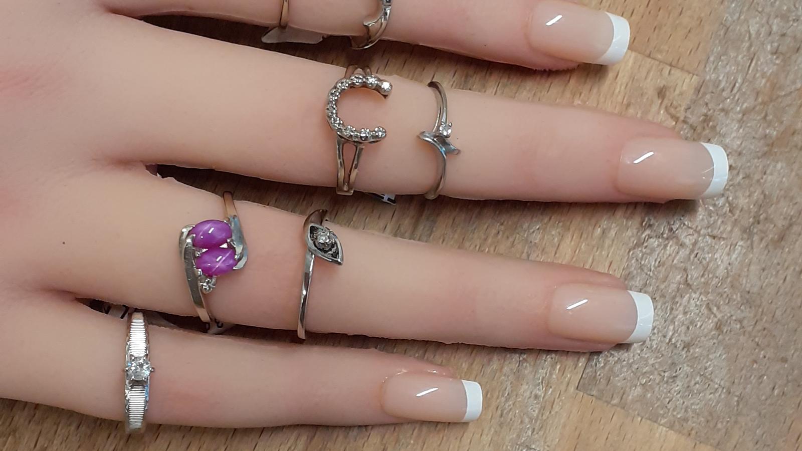 טבעת זהב משובצת יהלום - מקט 6156