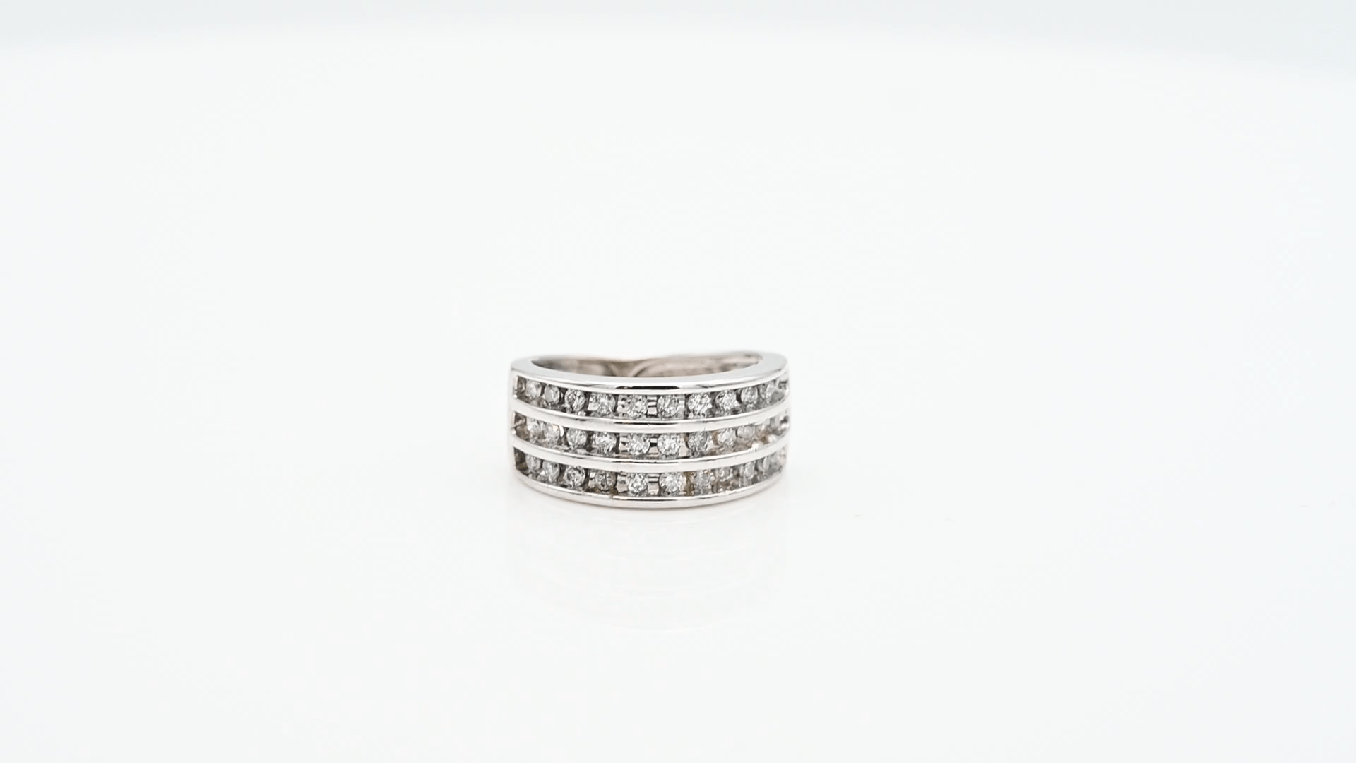 טבעת זהב ויהלומים מספר 8249
