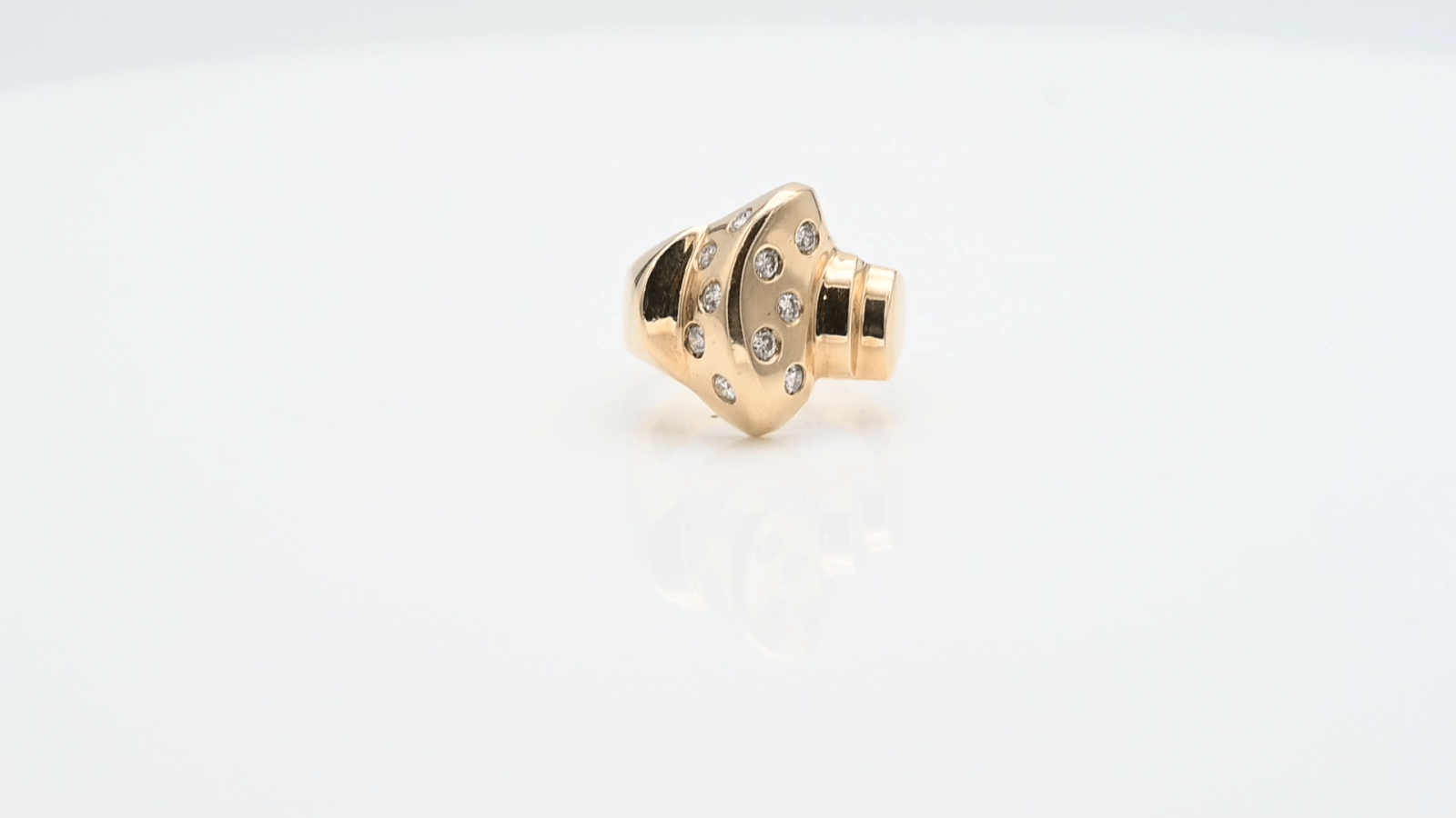 טבעת זהב ויהלומים מספר 8943