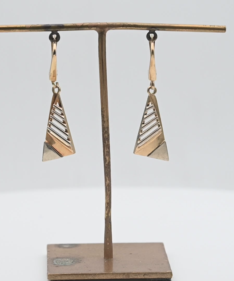 עגילי וינטאג תלויים עם מוטיב משולש - מק"ט 15420, זהב 14K