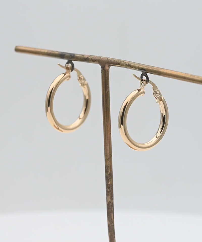 עגילי חישוק איטלקים בקוטר 2 ס"מ ובעובי 2.5 מ"מ - מק"ט 15434, זהב 14K