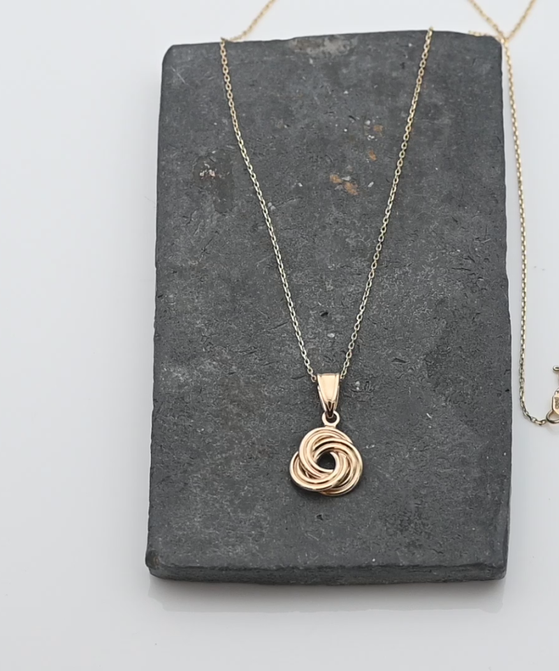 תליון שלושה עיגולים, כולל שרשרת - מק"ט 15451, זהב 14K