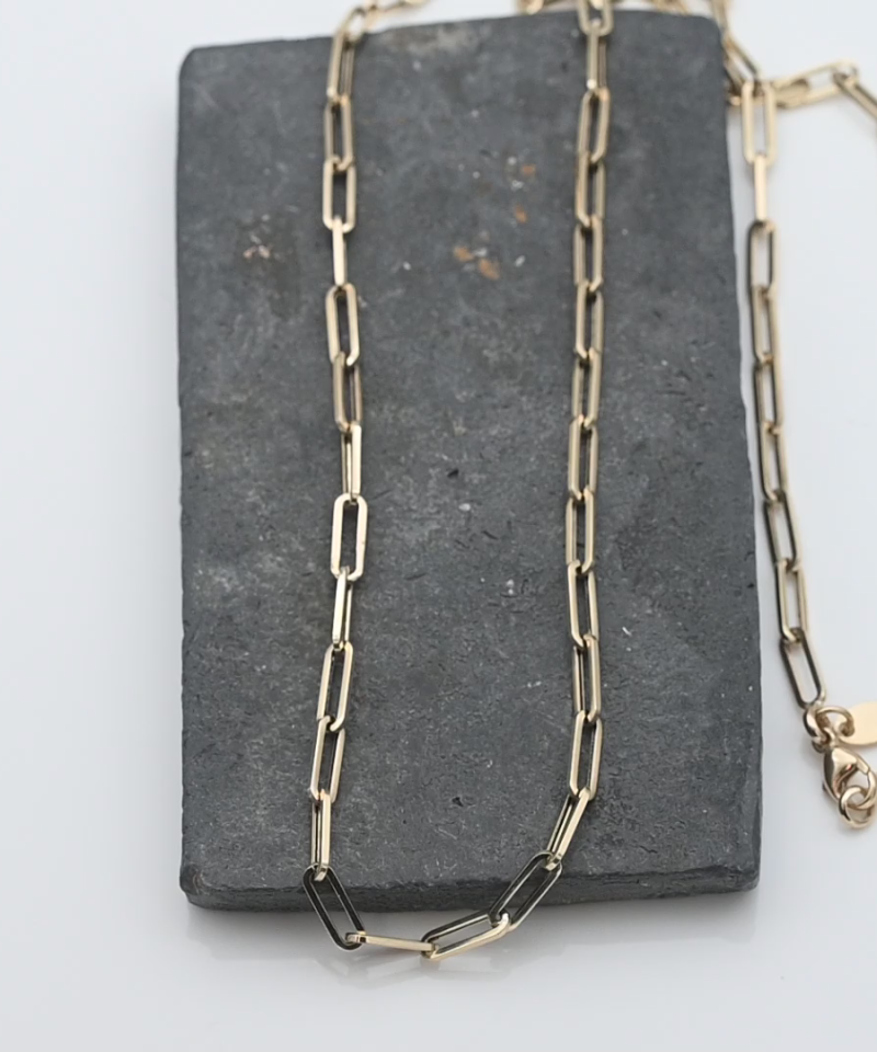 שרשרת חוליות מלבניות עדינות חלולות, ברוחב 3 מ"מ - מק"ט 15472, זהב 14K