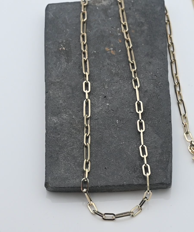 שרשרת חוליות מלבניות עדינות חלולות, ברוחב 3.25 מ"מ - מק"ט 15476, זהב 14K