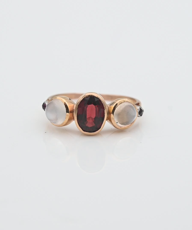 טבעת וינטג' משובצת אבני מונסטון וגרנט - מק"ט 15515, זהב 18K