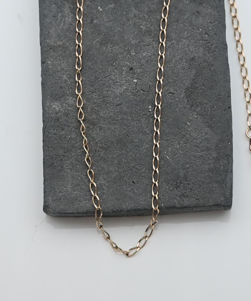 שרשרת זהב עדינה חוליות אובליות ברוחב 2 מ"מ - מק"ט 15568, זהב 14K