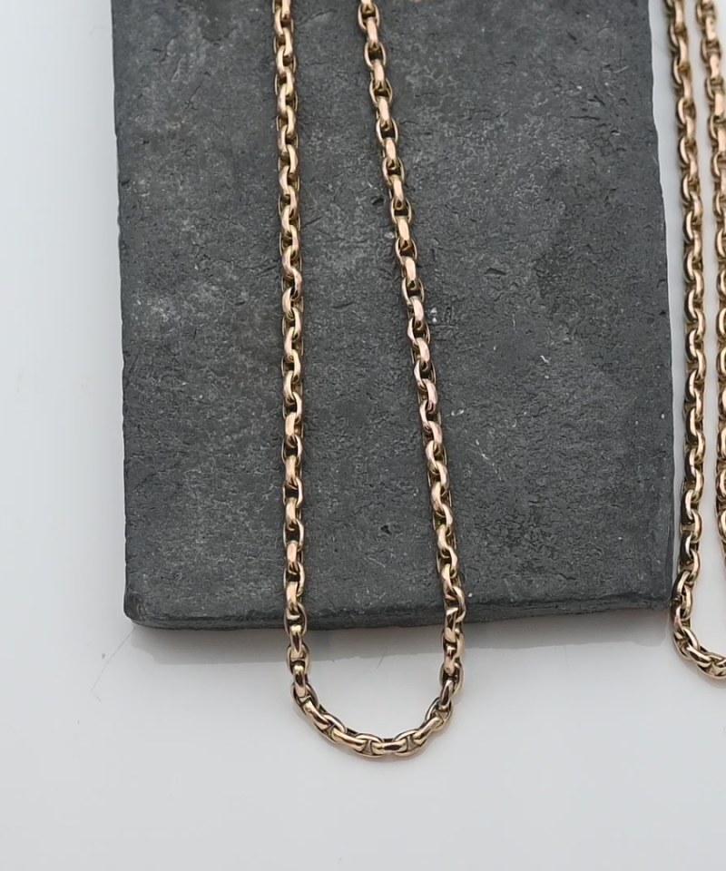 שרשרת וינטג' חוליות אובליות בעובי 2.4 מ"מ - מק"ט 15569, זהב 9K