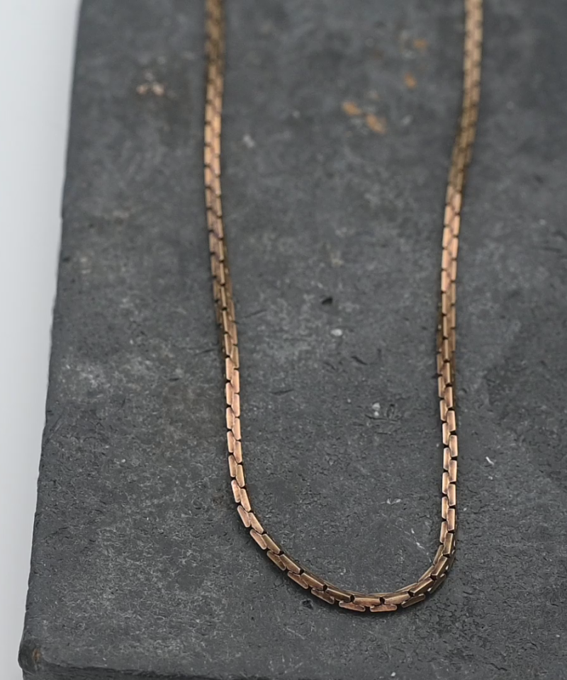 שרשרת וינטג' ברוחב 1.25 מ"מ חוליות מלבניות משתלבות, זהב מלא - מק"ט 15592, זהב 18K