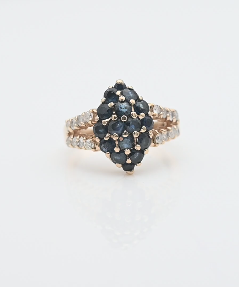 טבעת וינטאג בצורת מרקיזה משובצת אבני ספיר ויהלומים - מק"ט 34153, זהב 10K